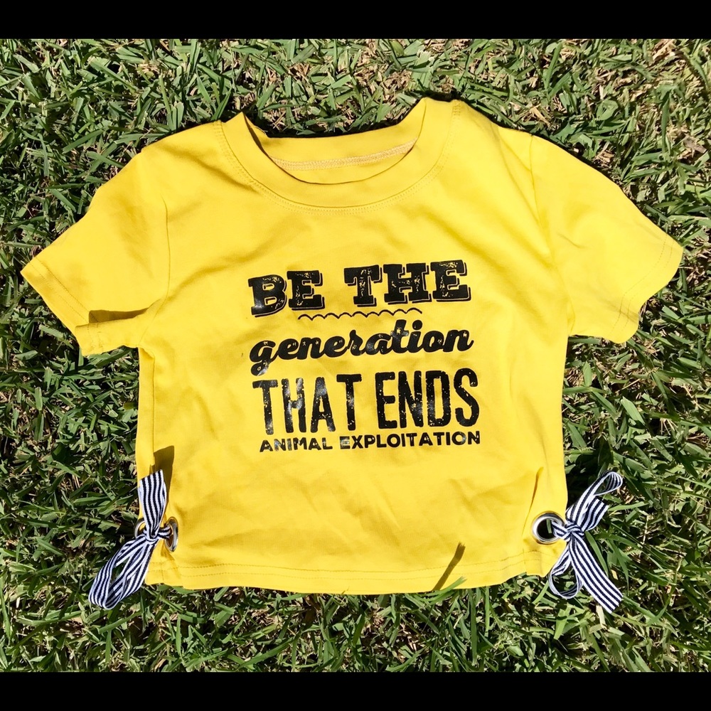 Crop top with vegan message